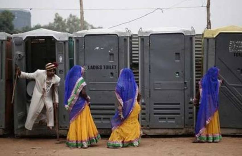 MP Katni news, MP Katni Collector, MP Katni latest news, MP anganwadi workers, swachh bharat abhiyan