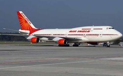 एयर इंडिया को चमकाएगी मोदी सरकार, दिए जाएंगे और फंड
