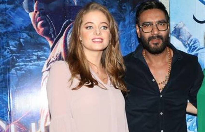 Erika Kaar, Erika Kaar in Shivaay, Erika Kaar Dating her boyfriend, Erika Kaar dating her co star, Erika Kaar hot photos, Shivaay Star Cast, Ajay devgn co star in Shivaay, Shivaay movie release date, bollywood news in hindi, entertainment news