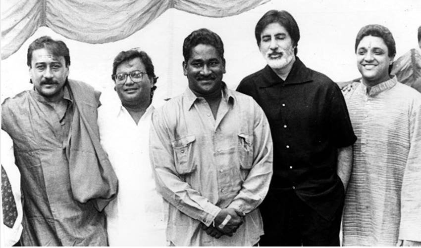 amitabh bachchan, jaya bachchan, mehmood, lexus, merecedes, wax statue