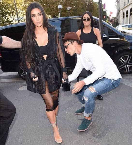 kim kardashian, kim kardashian attacked, vitalii sediuk, red carpet prankster, kim k ass kissed