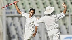 रणजी राउंडअपः दिल्ली ने असम का शीर्ष क्रम झकझोरा