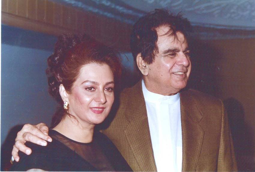 dilip kumar, saira banu, love, golden jubilee, relation, movies