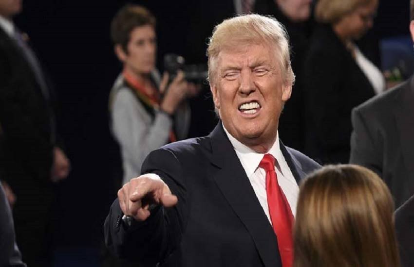 Donald trump news, bibla Donald trump, Donald trump Latest news, Donald trump Lincoln Bible, Trump presidential oath