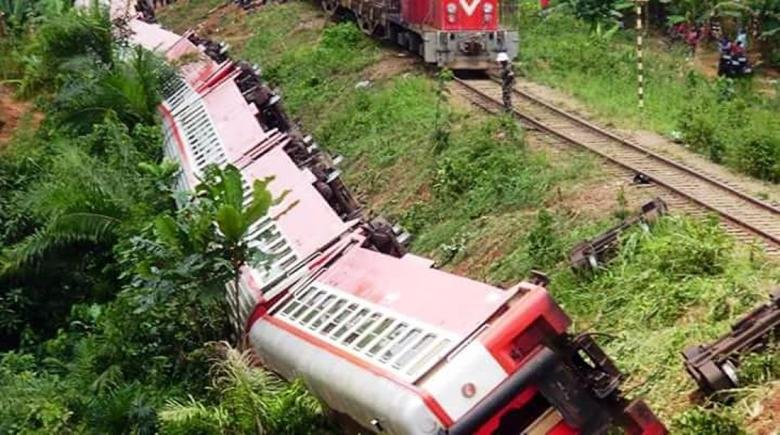 Cameroon,Africa, Cameroon train derails, world news, Yaounde, Douala