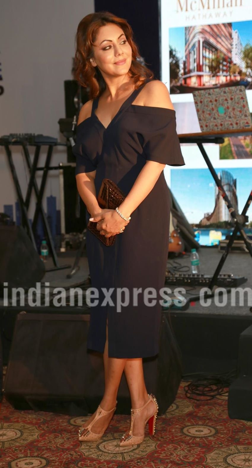 gauri khan, shahrukh khan, abram, aryan, suhana