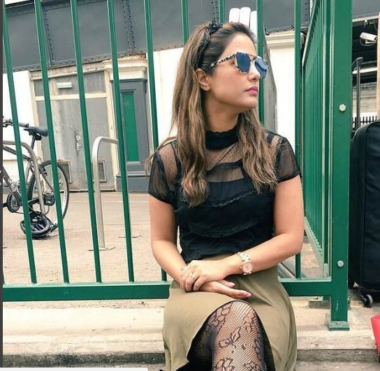 Hina Khan, Akshara ye Rishta kya kahalata hai, hina khan Dengue. Tv Actress Hina khan, hina khan admit in hospital