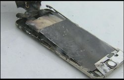 क्लास में बैठा था छात्र, पॉकेट में रखे आईफोन में लग गई आग