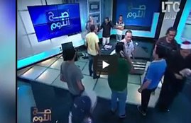 Australian imam, attacked with a shoe, live tv