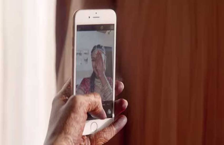 iPhone, iPhone 7, money for house, China, Xiaoli, housewife