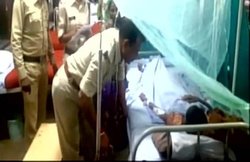 बलात्कार पीड़ित दलित नाबालिग लड़की ने रेपिस्ट के जेल से छूटने पर डर से खुद को लगाई आग, 40% जली