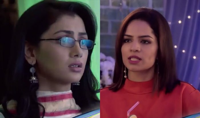 आलिया, शूटर को प्रज्ञा को मारने के लिए गाईड करती है।