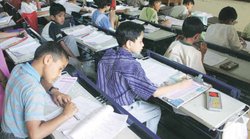 No Detention Policy: 8वीं क्लास में फैन न करने को लेकर राज्यों पर फैसला छोड़ सकती है केंद्र
