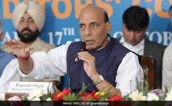 मोदी के बदलाव से आई ‘थोक भ्रष्‍टाचार’ में कमी आई, आज दुनिया की सबसे तेज अर्थव्‍यवस्‍था है भारत: राजनाथ
