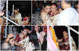 Rani Mukerji, Rani Mukerji sindoor khela, Rani Mukerji durga pooja, Sindoor Khela, Sindoor Khela pics, Vaibhavi Merchant, Rani Mukerji pics, Rani Mukerji recent pics, Rani Mukerji sindoor khela pics, Rani Mukerji marriage, Rani Mukerji baby, Rani Mukerji daughter, Rani Mukerji adira, Rani, Rani Mukerji photos, entertainment photos