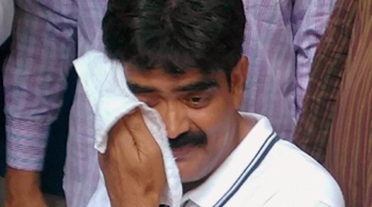 Siwan: RJD former MP Shahabuddin surrenders in court after his bail was cancelled in Siwan on Friday. PTI Photo (PTI9_30_2016_000226A) Siwan: RJD former MP Shahabuddin surrenders in court after his bail was cancelled in Siwan on Friday. PTI Photo (PTI9_30_2016_000226A)
