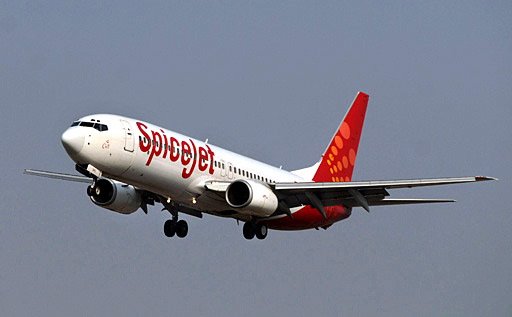 Spicejet ने दिया फेस्टिव सीजन का शानदार ऑफर, सिर्फ 888 में कीजिए फ्लाइट का सफर