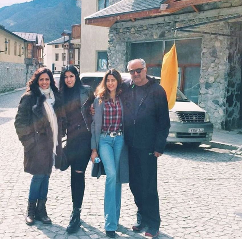 sridevi, boney kapoor, jahnvi kapoor, khushi kapoor