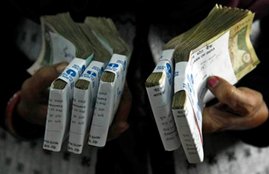500 1000 Old Note, 500 old Note, 1000 Old Note, bank Deposit, Note ban India, demonetisation India