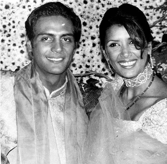 अर्जुन रामपाल ने एक्टिंग करियर की शुरुआत साल 2001 में फिल्म प्यार, इश्क और मोहब्बत से की थी। इस फिल्म उनकी परफॉर्मेंस की काफी तारीफ हुई थी और इसके लिए उन्हें कई अवॉर्ड भी मिले थे।