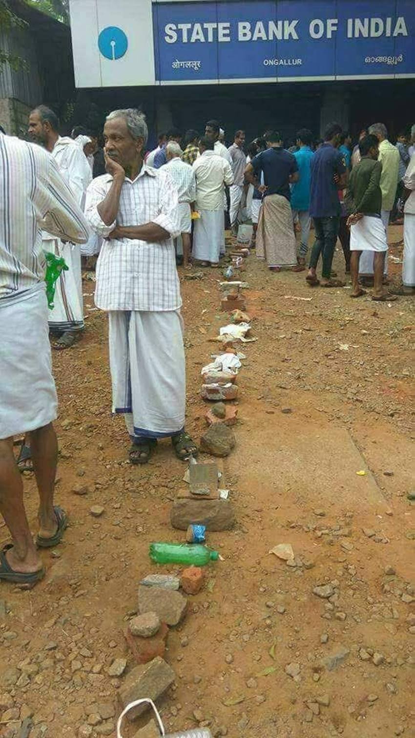 Demonetisation, Bank Queue, ATM Queue, Rs 100, Rs 500, Rs 1000, Rs 2000, Note Ban, Trend, Finance, Business, India, Jansatta