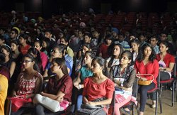 DMRC में निकली असिस्टेंट मैनेजर भर्ती परीक्षा के कॉल लेटर जारी, ऐसे कर लें डाउनलोड