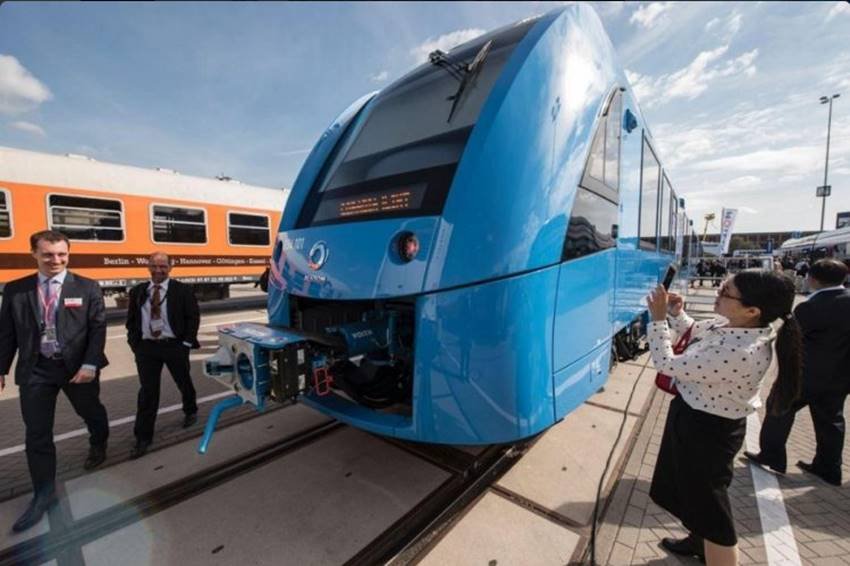 Germany, zero emission train, zero emission passenger train, world's first zero emission train, world's first zero emission passenger train, Coradia iLint, hydrogen, Alstom