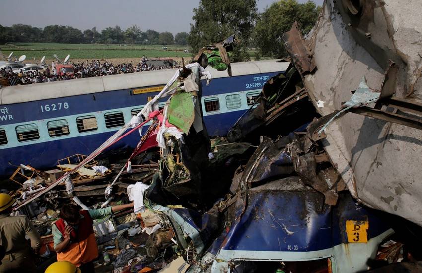 indore patna express, Patna Indore Express, Patna Indore Express Derails, Patna Indore Express tragedy, CPM Narendra Modi, Indore Patna Train Accident, Full Story, Train Accident Near Kanpur, Pukharayaan Train Accident, Train Accident, India News