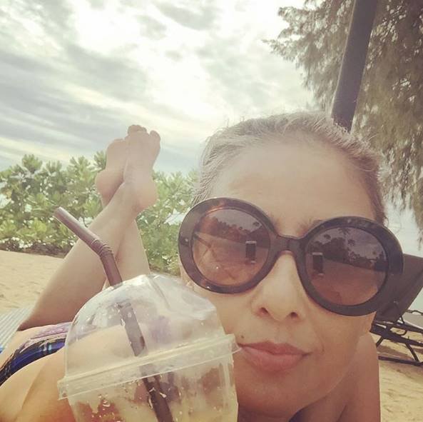 जल्द डियर माया में नजर आने वाली मनीषा कोइराला इन दिनों थाइलैंड में छुट्टियां बिता रही हैं। मनीषा ने अपने इंस्टाग्राम अकाउंट पर इन छुट्टियों की कुछ तस्वीरें शेयर कीं।