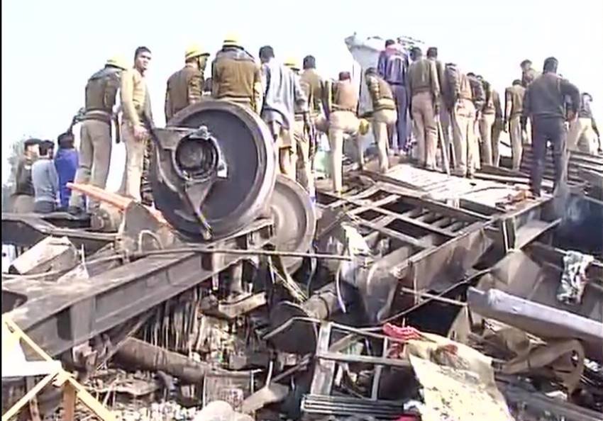 patna indore express, derailment, train accident today, indian railways, patna indore train derail, kanpur train accident death toll, kanpur train accident deaths, train accident, train accident deaths, train accident death toll, kanpur indore train accident deaths, PAtna Indore express, Kanpur, Kanpur train, Kanpur train accident, Kanpur derailed train, Kanpur train derail, Jansatta