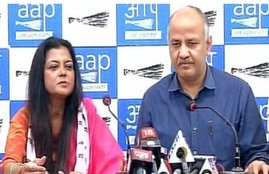 Poonam Azad, Kirti Azad, AAP