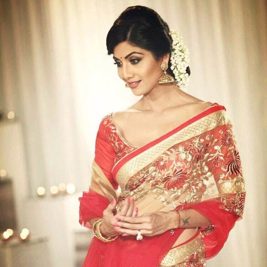 1 नवंबर को रात हुई पार्टी में डैडी की सुहाना इस लुक में नजर आईं।