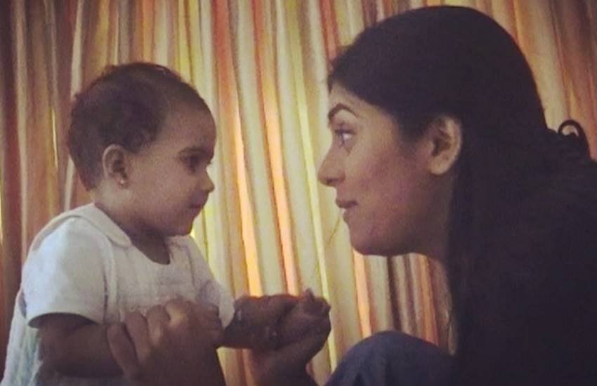 Sushmita Sen, Sushmita Sen Daughters, Sushmita Sen Renee, Sushmita Sen Alisah, Alisah Sushmita Sen, Renee with Sushmita Sen, Bollywood Coolest Moms, Bollywood Best Mom, Sushmita Sen Photos, Sushmit Sen Pics, Sushmita Sen HD Photos, Sushmita Sen HD Wallpapers, Bollywood News, Entertainment news in hindi