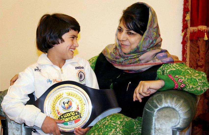 Tajamul Islam, Boxing, Junior Boxing Champion, Kick Boxing, world kick boxing, Kashmir Boxing, Mehbooba mufti, Jammu and Kashmir, India, Jansatta