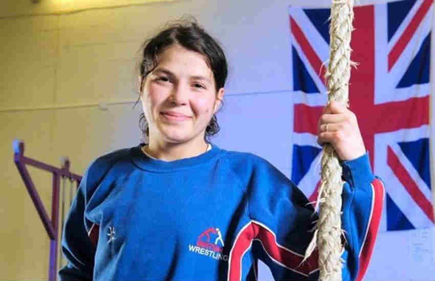 England's Yana, Yana Rattigan, Yana Rattigan india, Yana food poor, England Wrestler Yana, Yana Rattigan News, Yana Rattigan latest News