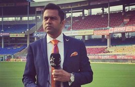 aakash chopra, sonam gupta bewafa hai, kapil dev, vvs laxman, demonetization, cricket, funny news