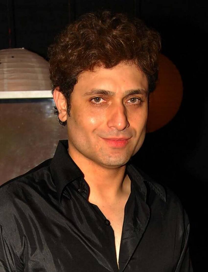 sushmita sen, shiney ahuja, neha dhupia, rajeev khandelwal, priyanka chopra