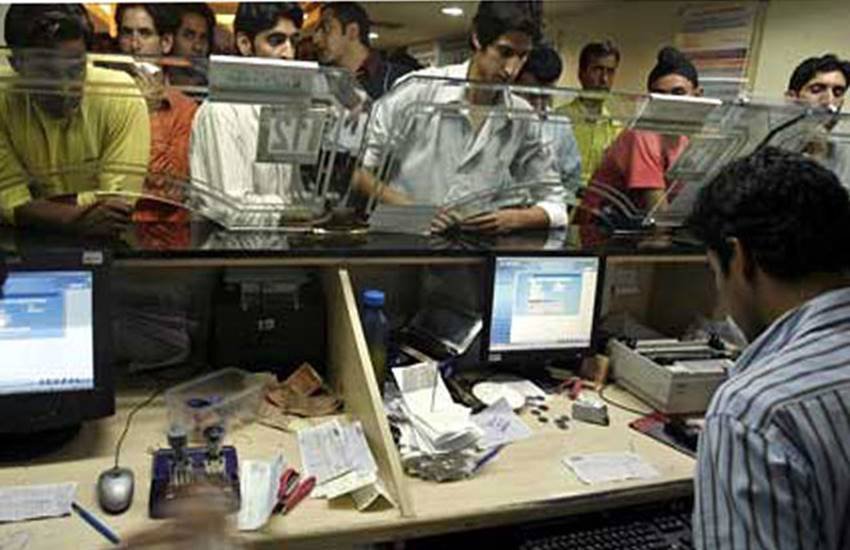 HDFC Bank, Ira, Cash Deposit, Fund Transfer, hdfc fund transfer, hdfc, fixed deposit, business, business news