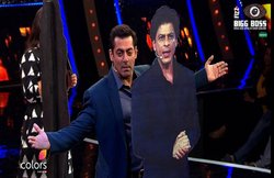 बिग बॉस 10: सलमान ने उतारी शाहरुख की नकल, वाइल्ड कार्ड एंट्री के चलते पांच घरवाले हो सकते हैं बाहर