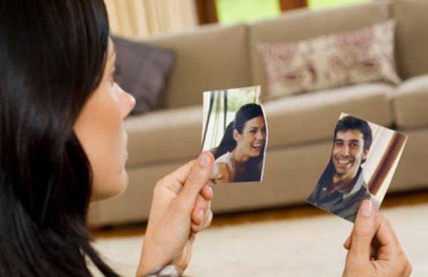 अपने एक्स की यादों से चाहती हैं निकलना तो ट्राइ कर सकती हैं ये टिप्स