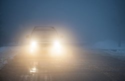 कोहरे के दौरान ड्राइविंग करते समय रखें इन 7 बातों का ध्यान