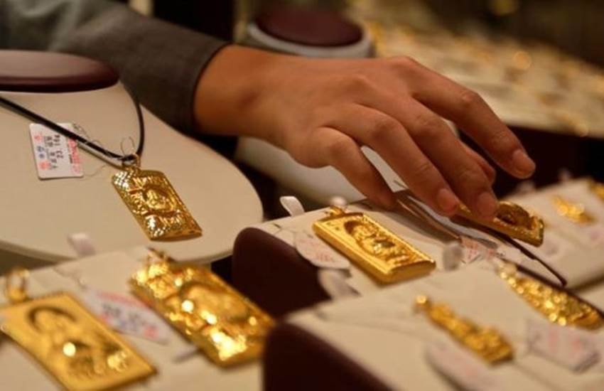 Gold Price, Silver Price, Gold rate, Silver Rate, Gold Rate delhi, Silver Rate Mumbai, jewellery Market, Metals, Investment, Global Gold Prices, Business, Economy, India, Jansatta