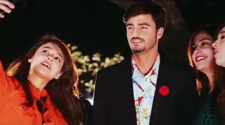 अरशद खान अपनी नई म्यूजिक ऐल्बम में।(Source: Grab from youtube video)
