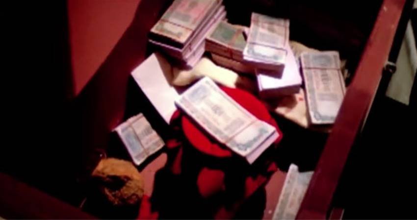 demonetization, demonetization news, demonetization effects, demonetization effects on bollywood, demonetization effects on bollywood celebrities, rishi kapoor, demonetization in hindi, bollywood black money, bollywood demonetization, 500 note, 500 rupee note, 1000 note, 1000 rupee note, 500 new rupee note, black money in film industry, demonetization in India, Bollywood News, Entertainment News demonetization, demonetization news, demonetization effects, demonetization effects on bollywood, demonetization effects on bollywood celebrities, rishi kapoor, demonetization in hindi, bollywood black money, bollywood demonetization, 500 note, 500 rupee note, 1000 note, 1000 rupee note, 500 new rupee note, black money in film industry, demonetization in India, Bollywood News, Entertainment News