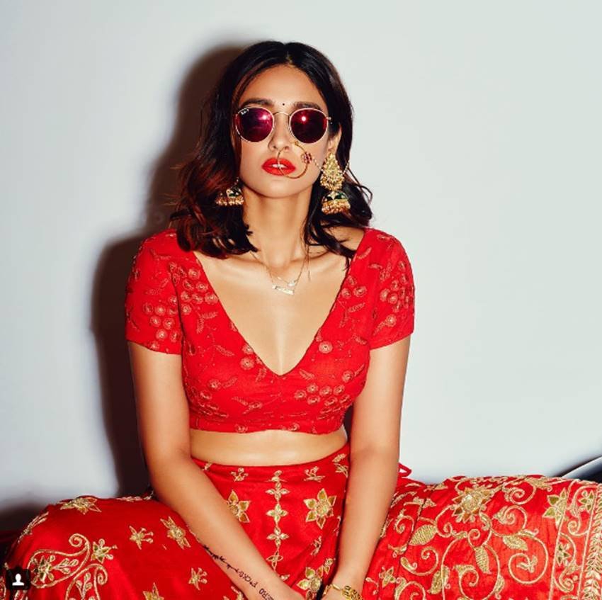 ileana dcruz, rustom, wedding photoshoot, indian bride