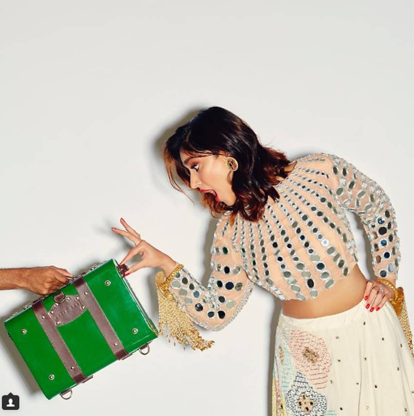 ileana dcruz, rustom, wedding photoshoot, indian bride