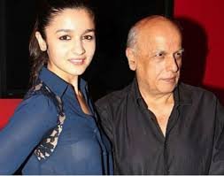 Alia bhatt, Puja bhatt, Mahesh bhatt, Alia living with her family, bollywood