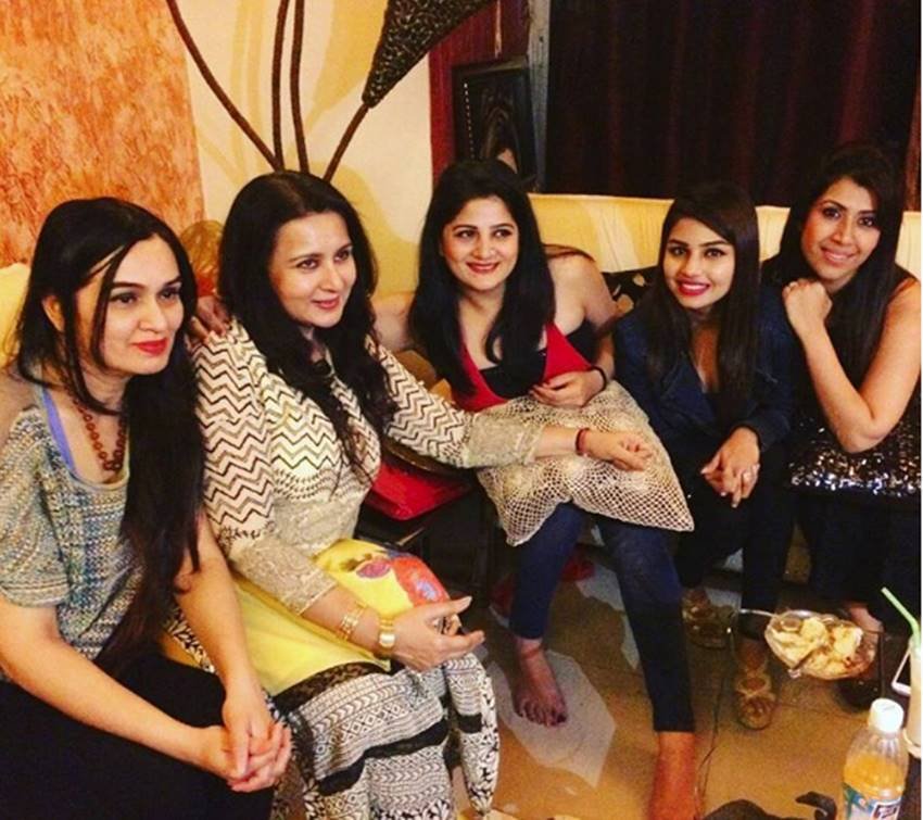 karan sharma, tiaara kaar, indion idol, poonam dhillon