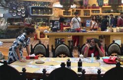 बिग बॉस 10: ओम स्वामी ने सेलेब कंटेस्टें लोपा को कहा कैरेक्टरलेस, जमकर हुई बहस