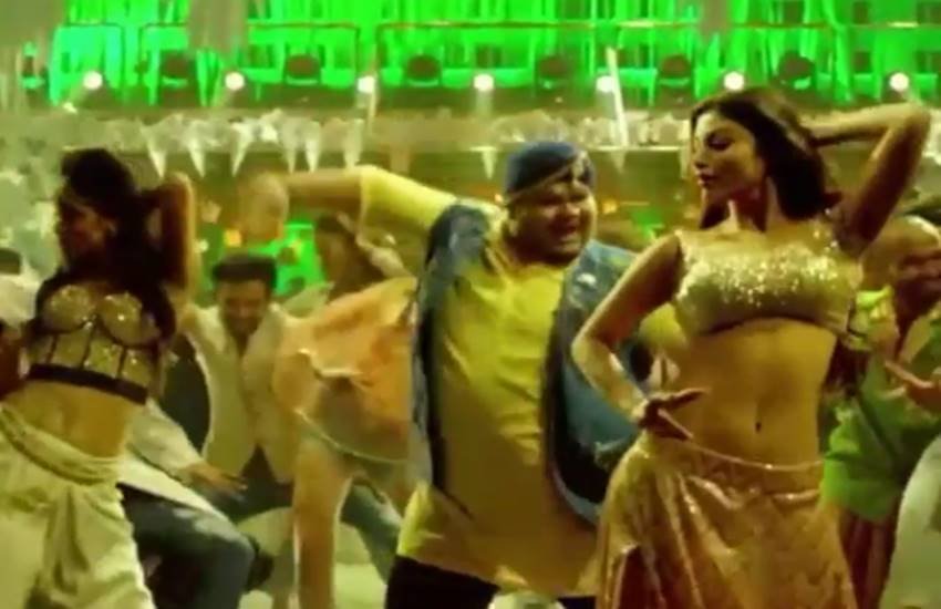 mouni roy bollywood debut, mouni roy, tum bin 2, tum bin 2 item number, mouni roy dance video, naagin 2, naagin 2 actress name, naagin 2 actress bollywood, entertainment news, bollywood news